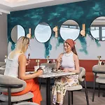Citadines Maslak